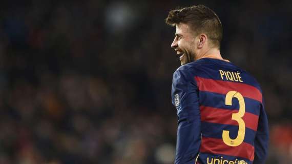 Piqué fuerza la quinta tarjeta ante el Sevilla y llegará limpio al 'Clásico'