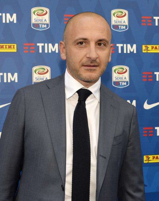 Ausilio: "Los rumores de la destitución de De Boer son una estupidez"