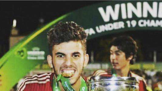 AS: Ceballos, titular ante el Madrid