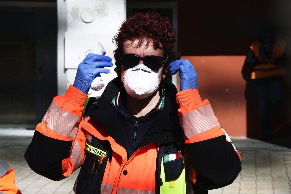 ÚLTIMA HORA - Ligero descenso en el número de muertos diarios en España