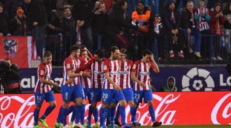 Atlético de Madrid 1-0 Real Sociedad: Filipe Luis mantiene al Calderón en el pulso por la liga