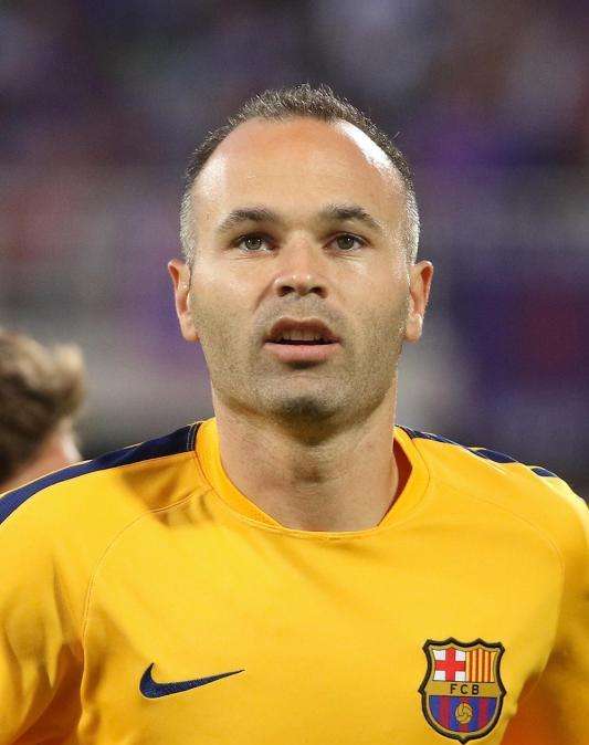 Iniesta: "No sé qué aportará Benítez al Madrid, pero es un gran técnico"