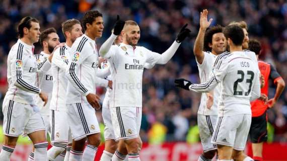 Isco recibe las felicitaciones de compañeros y excompañeros