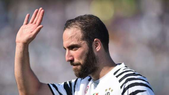 Higuaín precavido ante el Barcelona: "No sé si será suficiente el 3-0"