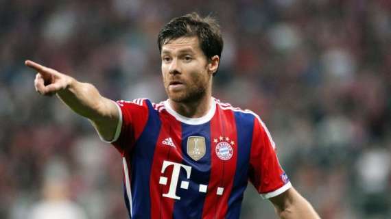 Tuttosport: Xabi Alonso y Dante podrían abandonar el Bayern al final de temporada