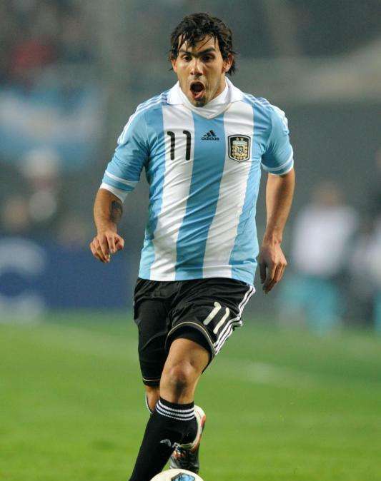 Tévez: "Con Messi se crea una rivalidad donde no la hay, y el fútbol argentino sale perjudicado"