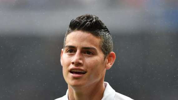 TERCER CAMBIO - Entra James por Bale