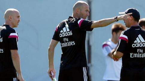 Abidal: "Veo a Zidane como entrenador del Madrid"