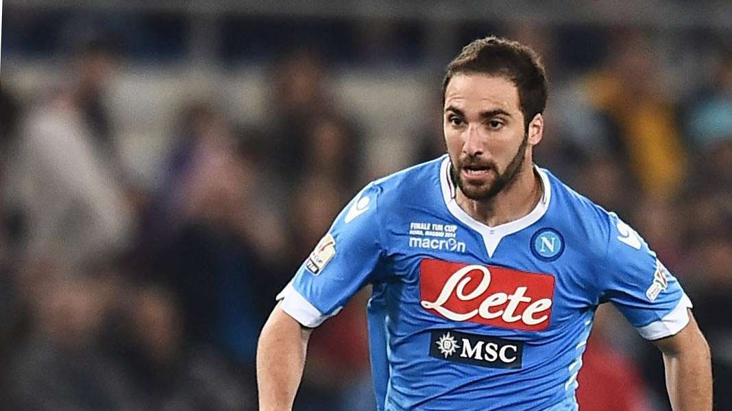 Higuaín: "Sería un sueño ganar el Mundial y la Copa en la misma temporada"