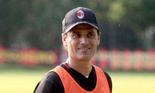 Montella, sobre Bacca: "Es difícil dejar ir a quien te garantiza siempre tantos goles por temporada"