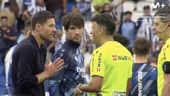 Así fue el cabreo de Xabi Alonso con Gil Manzano: "Me hacéis pensar mal, tío"