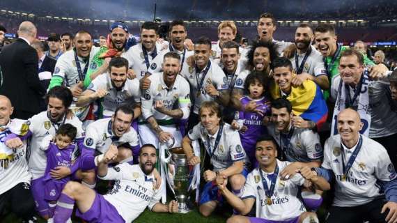 FOTO - El Madrid vuelve a presumir de Supercopa de Europa: esta vez con un central