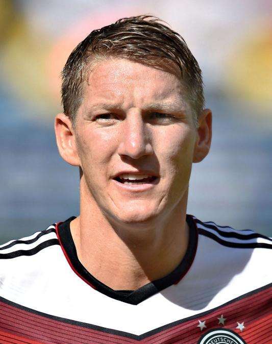 Schweinsteiger: "Prometo ayudar al United para alcanzar el nivel del Madrid"