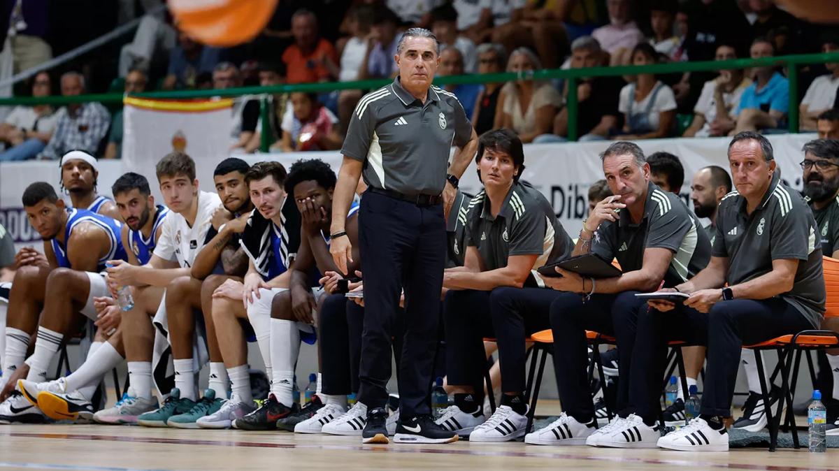 Scariolo: "El Real Madrid tiene que estar abierto siempre a lo que se produzca en el mercado"
