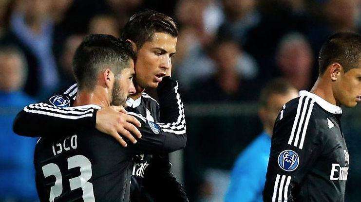 'Chicharito': "Es un placer jugar junto a Cristiano y Bale"