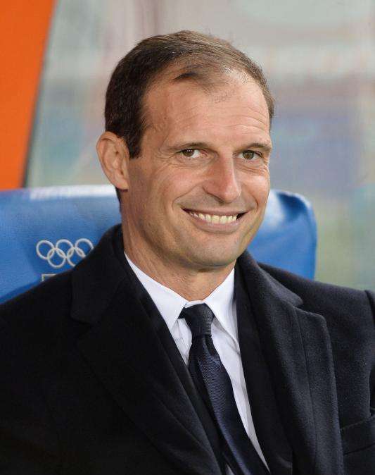 Allegri: "¿El interés del Chelsea? Estoy bien en la Juve"
