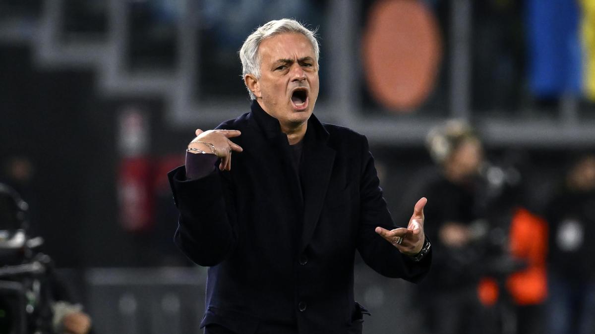 Mourinho, elegido para entrenar al Real Madrid; Fabrizio Romano confirma una salida...