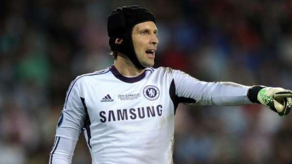 Daily Mail: El Arsenal acuerda el traspaso de Cech por 15 millones de euros 