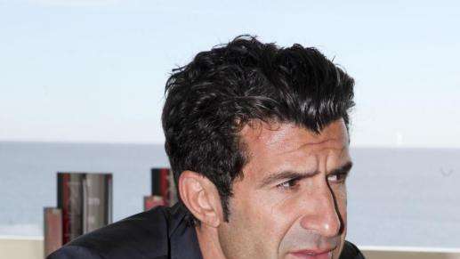 FIFA aprueba la candidatura de Figo