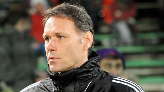 Van Basten ve en el dominio Real-Atlético el que él vivió con el Milan-Inter