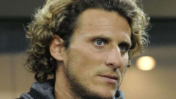 Forlán: "Valverde no tiene techo y será la bandera de la selección"