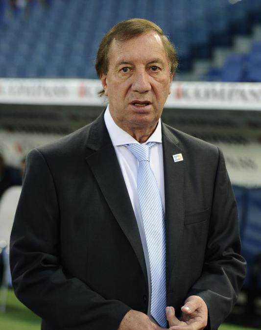 Bilardo: "Zidane tendrá el apoyo de la prensa, y eso ayuda"