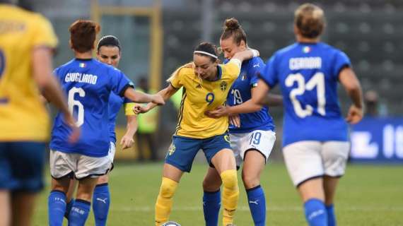 Amanda Sampedro: "El fútbol femenino estaba creciendo sin el Madrid. El derbi..."