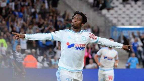 L'Équipe: Arsenal y Tottenham siguen de cerca a Batshuayi