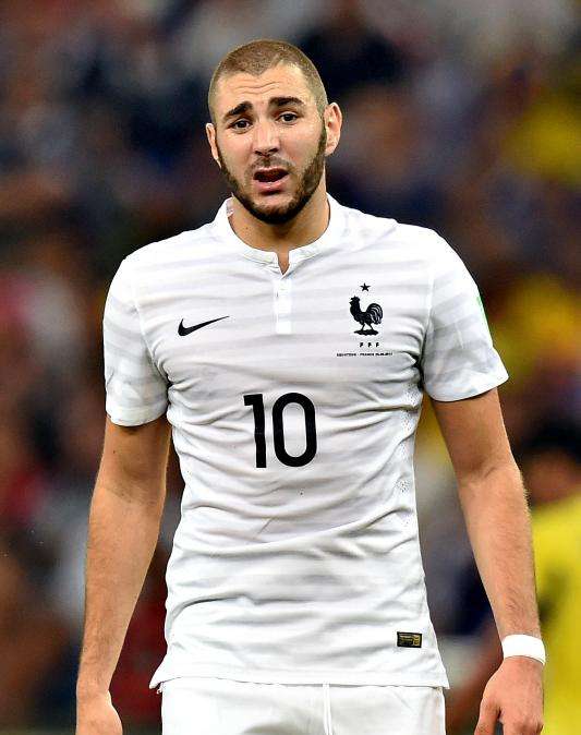 L'Équipe ensalza a Giroud en detrimento de Benzema
