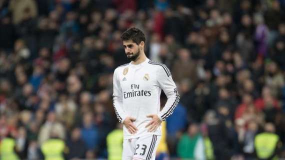 Isco manda ánimos a Tano: "Un abrazo fuerte compañero, buena recuperación"