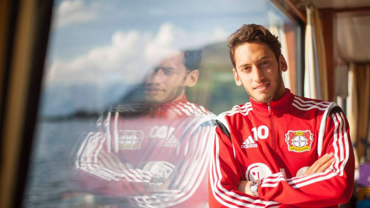 Calhanoglu: "Cristiano Ronaldo sigue siendo el mejor futbolista del mundo"