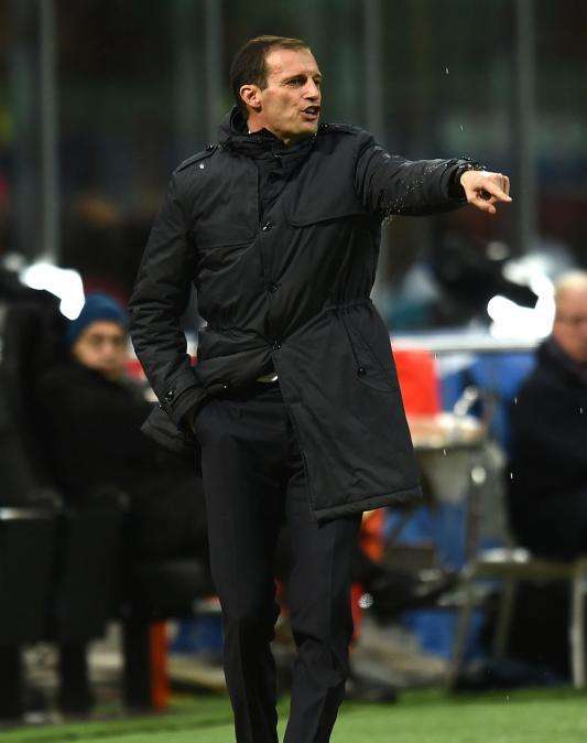 Allegri: "En dos años, Dybala estará justo por detrás de Messi y Cristiano"