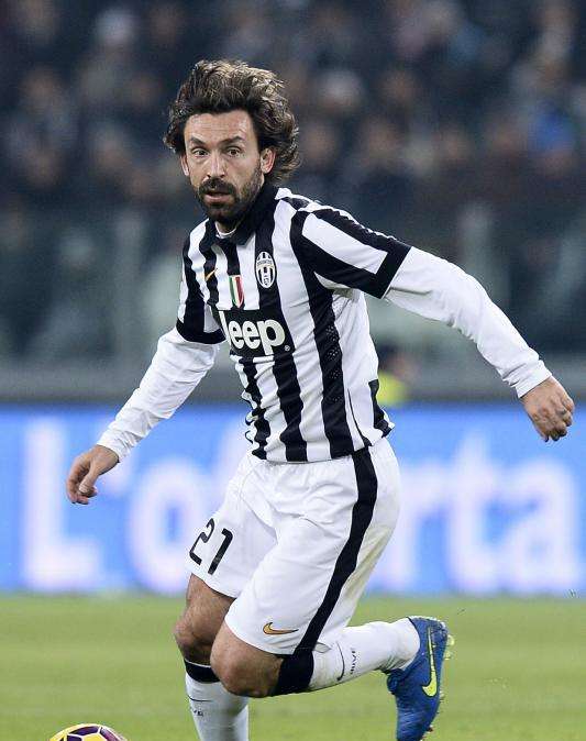 Pirlo, duda ante la Roma