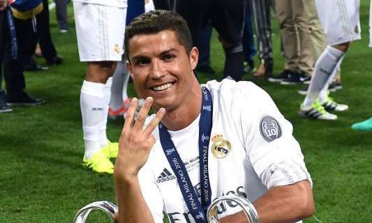 Todo el 2016 de Cristiano: FIFA TheBest, la guinda al año de oro del crack portugués, ¡20 títulos!