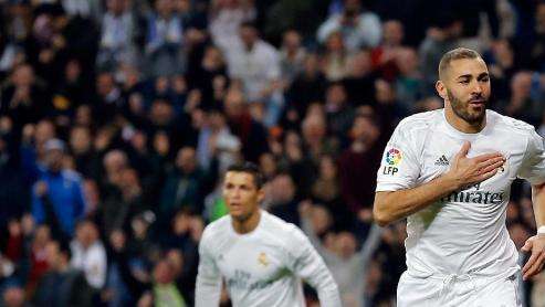 El juez levanta parcialmente el control judicial a Benzema