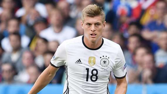 Toni Kroos con Alemania