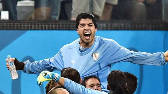 Daily Mirror: El Real Madrid prepara 100 millones para fichar a Suárez