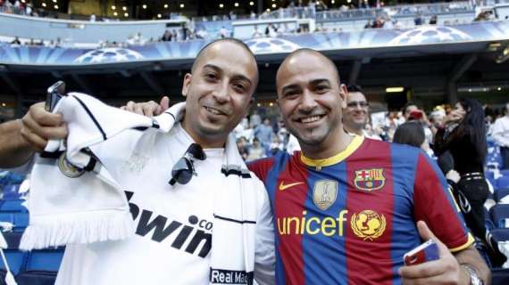 FINAL - Partido de leyendas: Real Madrid 2-3 Barcelona, Ronaldinho marca las diferencias