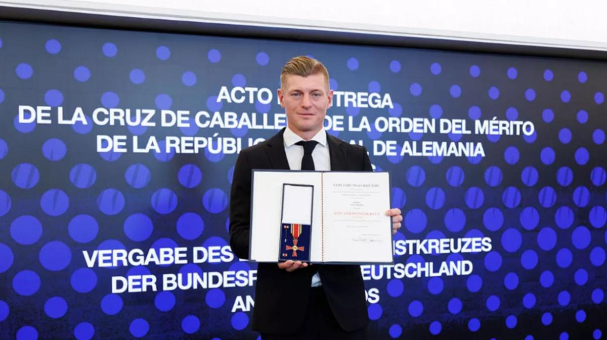 Kroos desmonta a Juanma Castaño y sentencia a Riquelme