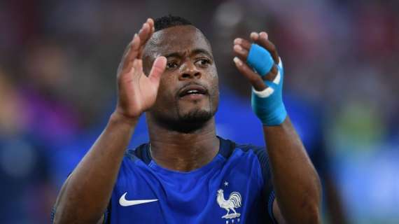 ¡SORPRESA! El posible nuevo equipo de Evra está en España