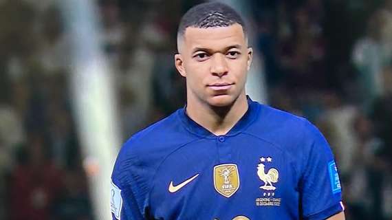 Kylian Mbapp&eacute; con Francia