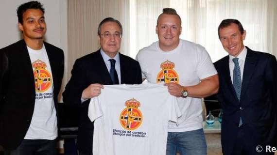 Florentino Pérez se reúne con la Peña Madridista de Noruega