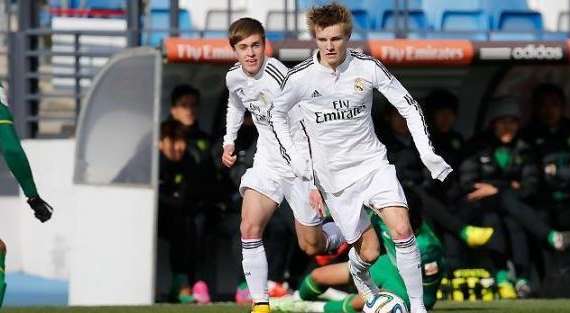 La peña madridista noruega presume de Odegaard