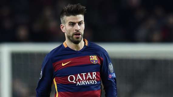 Piqué disfruta la victoria del Barça ante el Real Madrid