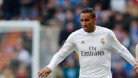 Danilo se gana el lateral derecho frente al Sevilla