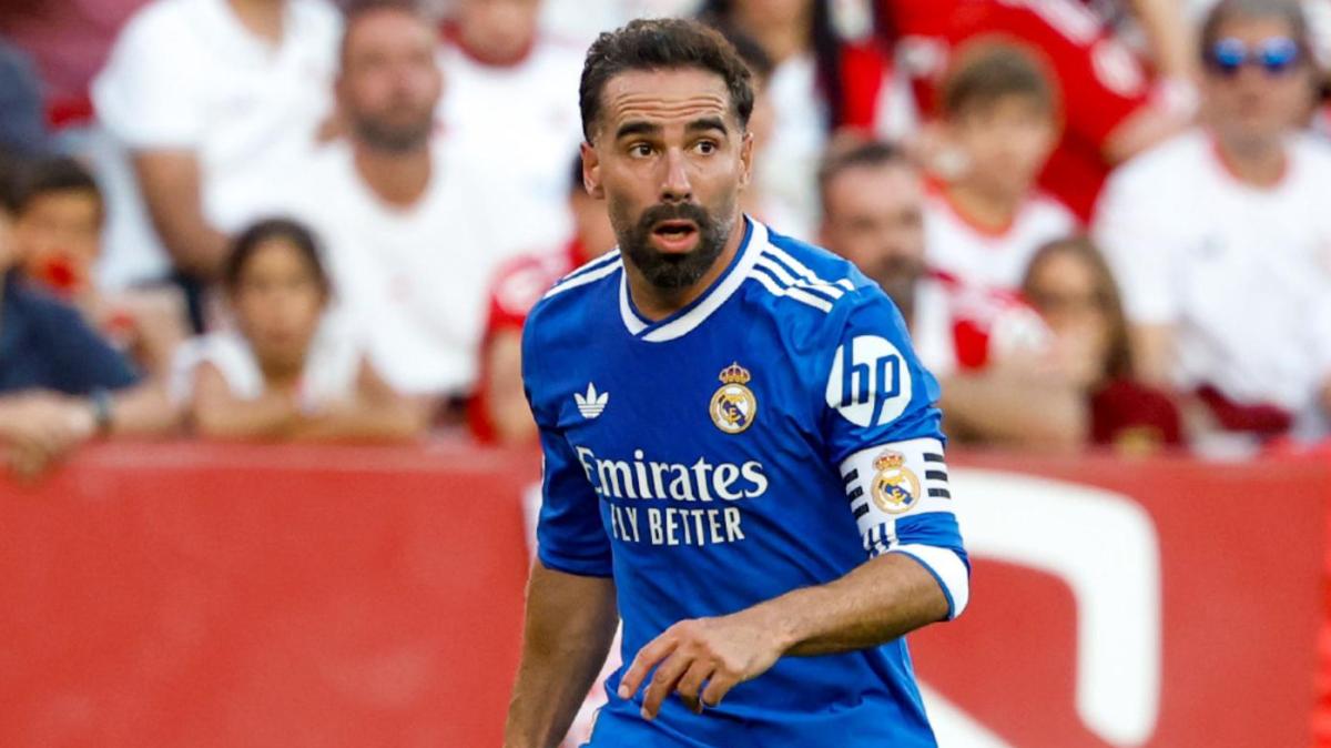 Fábregas quiere más que juventud: también va a por Carvajal