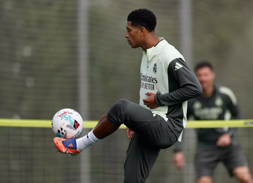 Vuelta a los entrenamientos en el Real Madrid con hasta quince ausencias