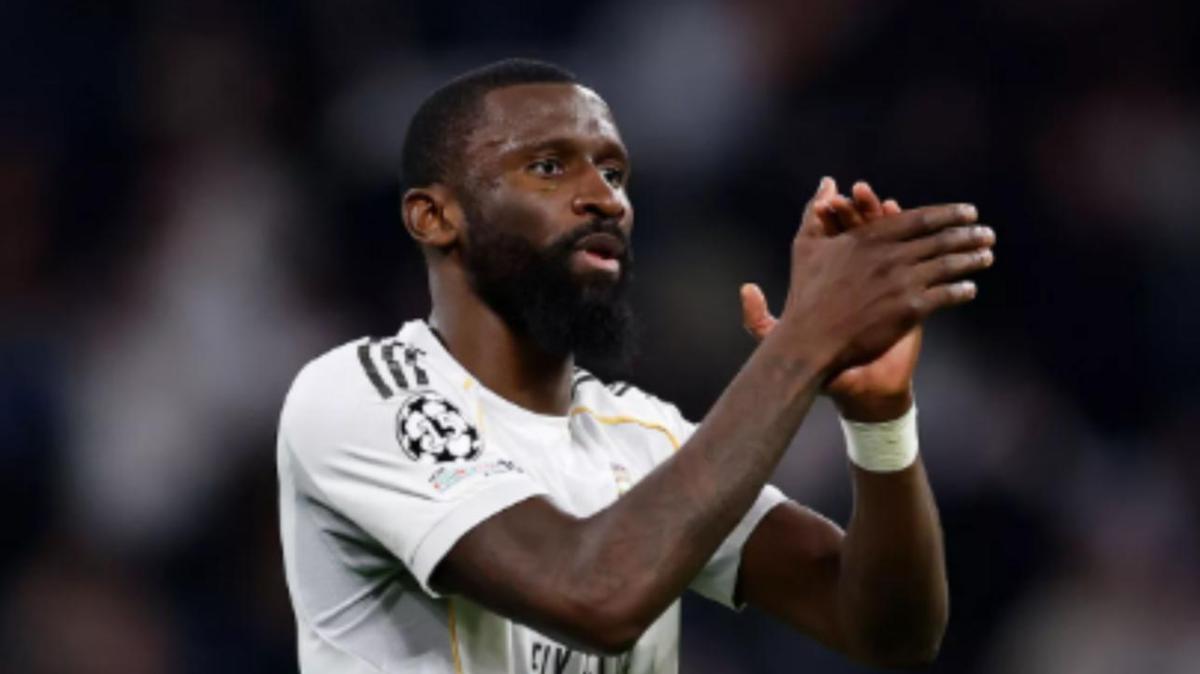 Rüdiger se debate entre la renovación y una oferta mientras la defensa se cae a cachos