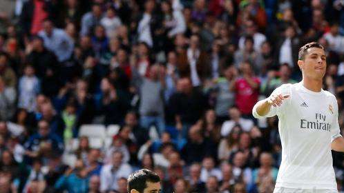 Jesé se retiró con molestias