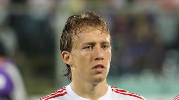 El Milan, a por Lucas Leiva